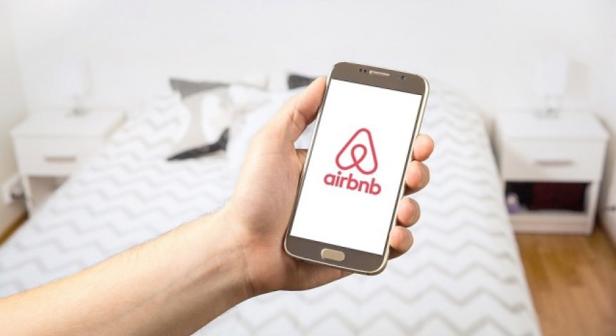 Париж съди Airbnb за 12,5 млн. евро заради нелегални реклами