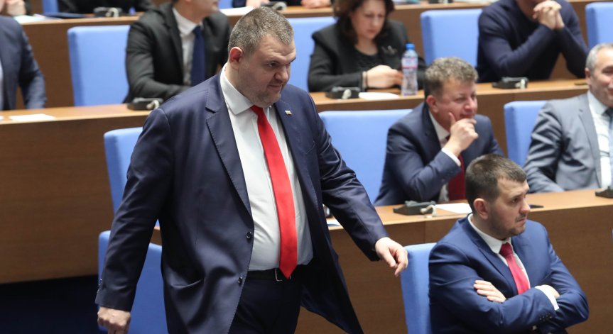 Пеевски: Споразумението между ГЕРБ и ПП е ясно, Денков става образователен министър