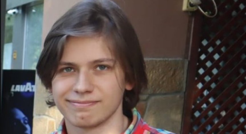 Продължава издирването на 20-годишния Мартин, бил облечен със синьо яке и кафяв пуловер