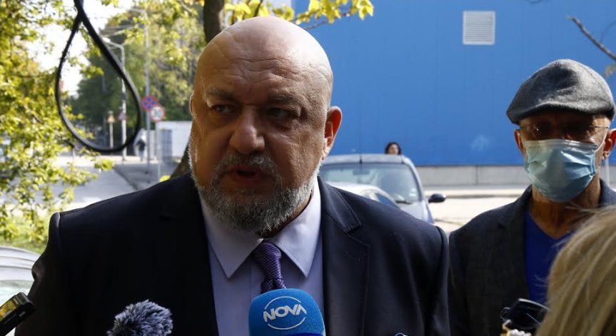 Кралев: Мерките са ефективни, време за мъже е