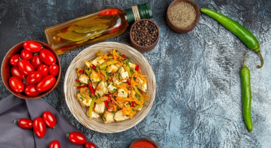 Рецепта за салата с печени чушки и картофи