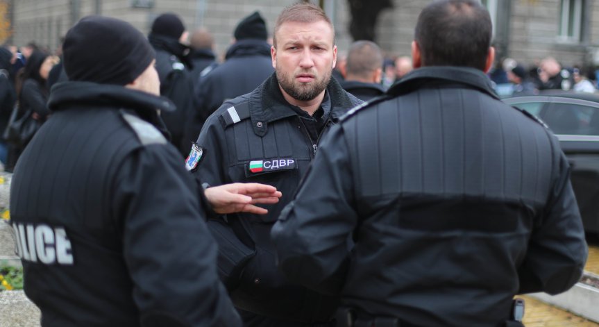 В София арестуваха двама измамници миг след престъплението