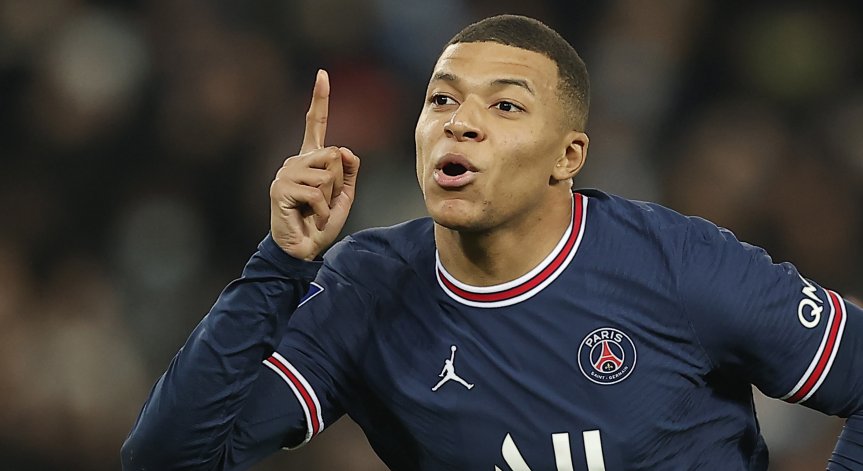 Роналдиньо: Мбапе ще остане в ПСЖ, най-добрите играчи в света са там