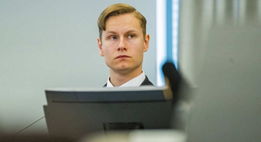 21 години затвор за неонацист, стрелял в джамия в Норвегия