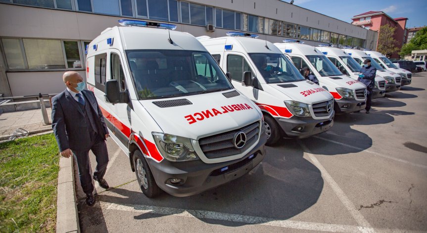 106 души с Ковид-19 починаха за денонощието, 3816 са заразени