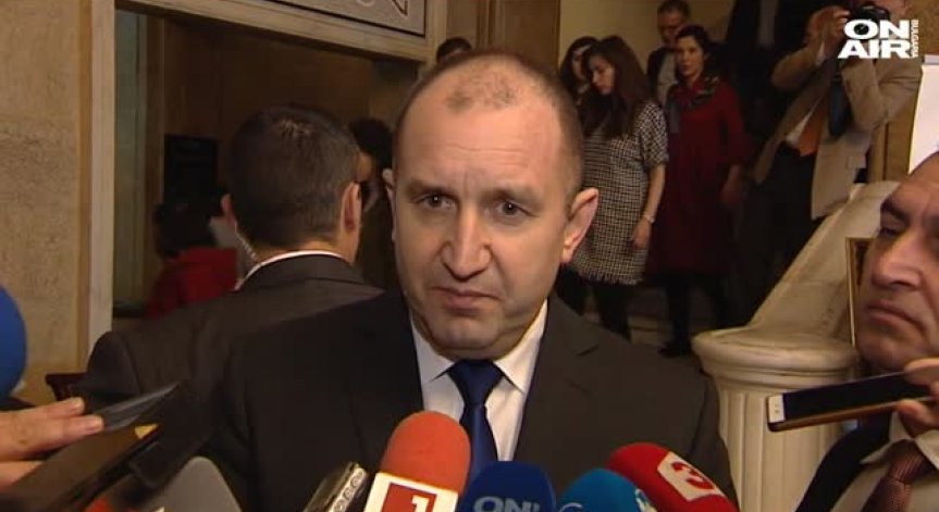 Президентът пита: Защо службите закъсняха с реакцията за ЧЕЗ?