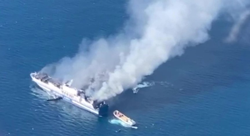 Част от българите, оцелели от горящия ферибот, се прибраха в страната