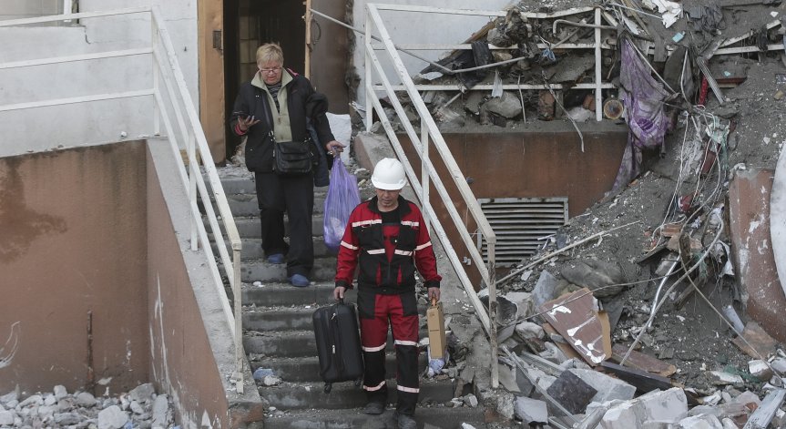 Ракетен обстрел над Одеса взе жертви, има и ранени