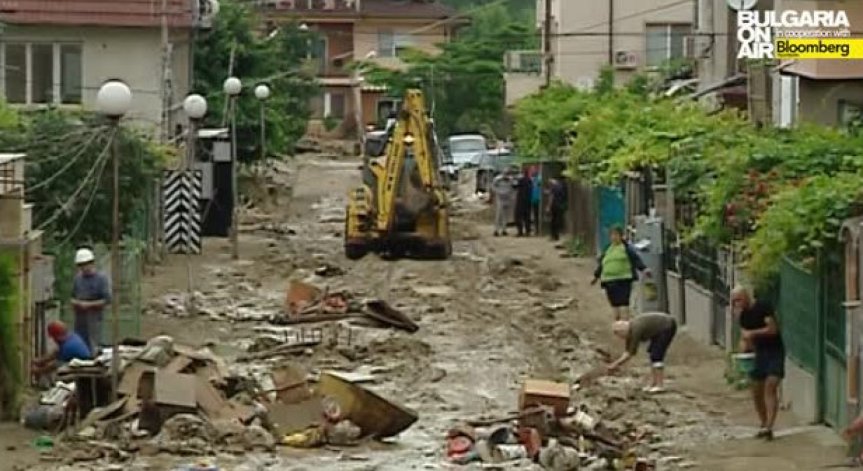 4 пункта за раздаване на безплатна храна и вода във Варна