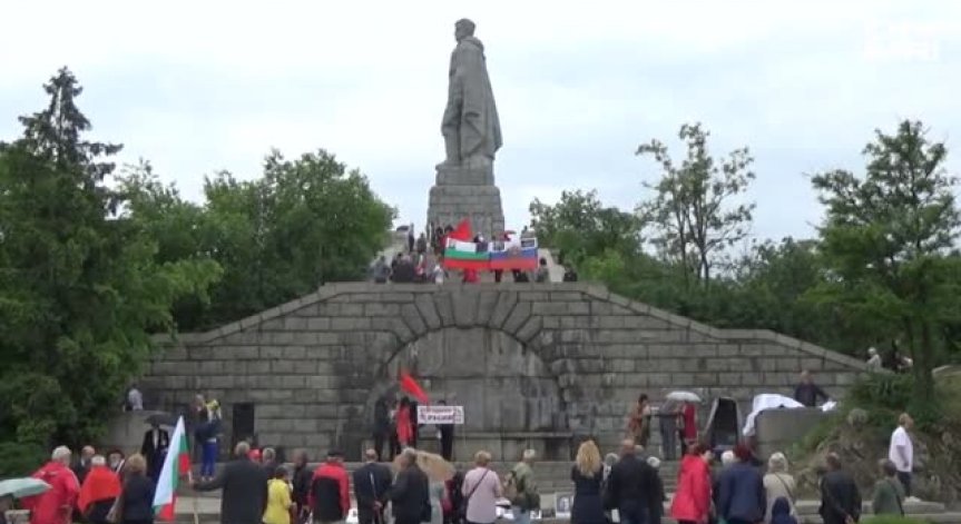 Близки на загинали и ветерани отбелязаха Деня на победата и в Пловдив 