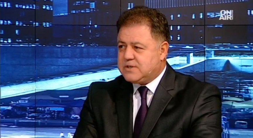 Президентът трябва да се съобразява с решенията на НС, отбеляза бивш министър