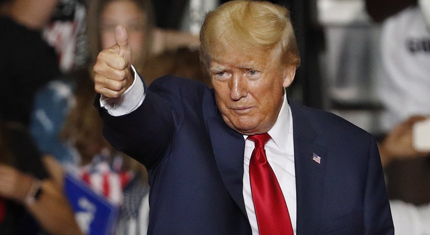 Обвиниха Тръмп в измама: Фалшифицирал годишните отчети на компанията си?