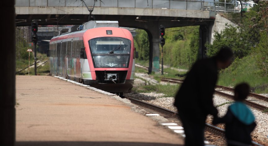 ОЛАФ разследва нередности в изпълнението на жп проекти в България