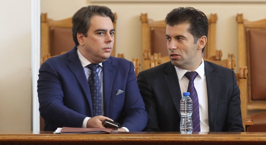 Преговорите за кабинет продължават с темите здравеопазване и образование