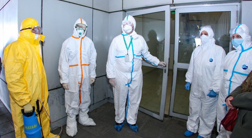 Една трета от починалите с Ковид-19 са без придружаващи заболявания