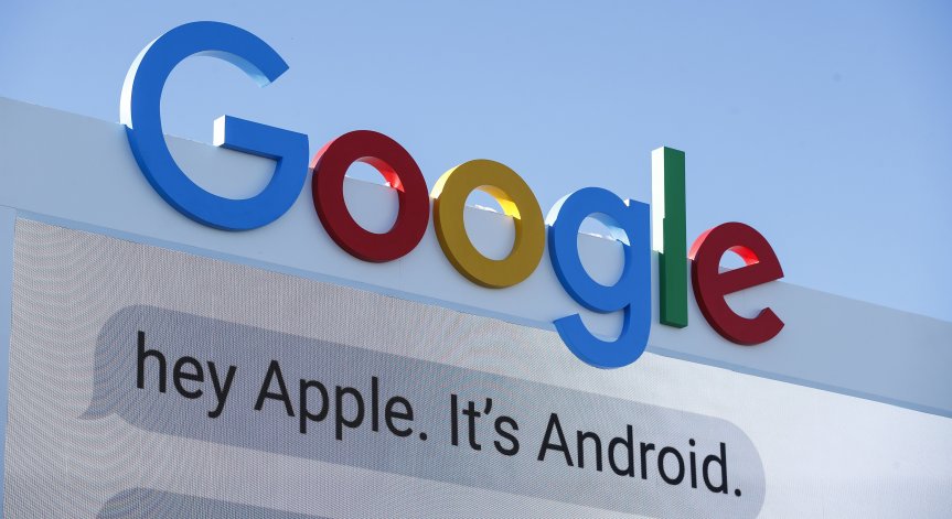 Какво накара Google да обособи в Индия производството си на лаптопи