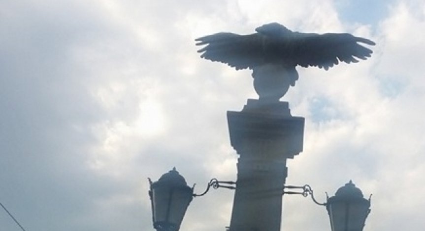 Промениха движението на Орлов мост за две години