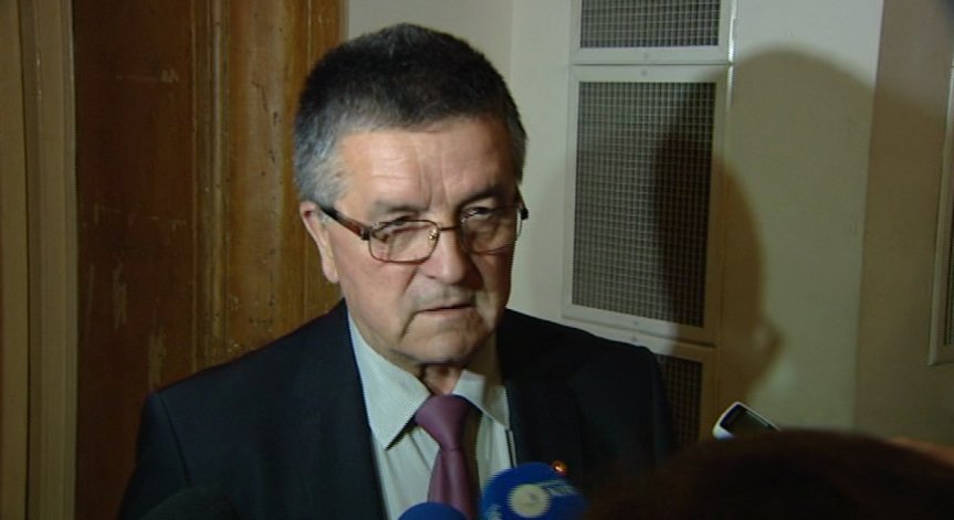 Алиосман Имамов: Хаосът в парламента продължава