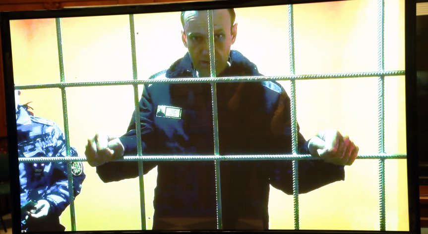 Навални е преместен в затворническа колония, известна с изтезания