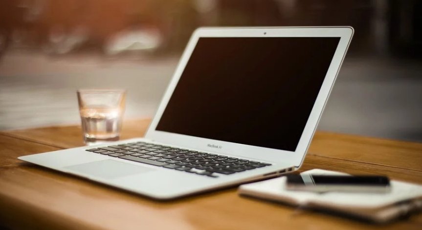 Приходите от реклама на LinkedIn през 2020 г. - близо $2 млрд.