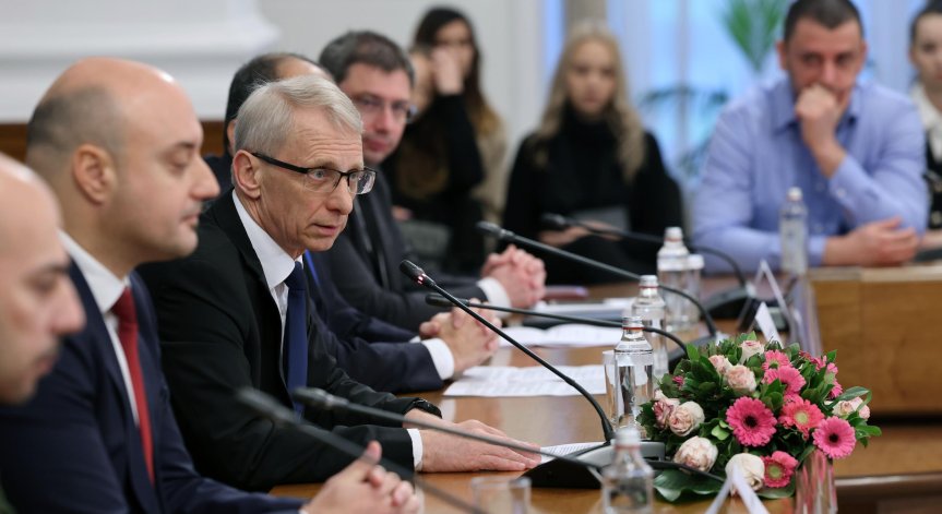 Денков пред студенти: Търпимостта към корупцията е една от разделителните линии