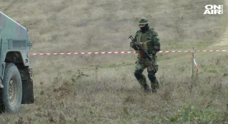 Каракачанов: Мигрантският натиск по границата с Турция се е засилил