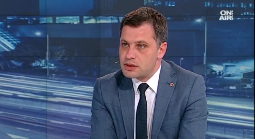 Марешки сменил позицията си тотално за една година