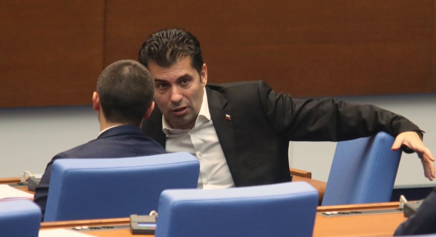 ПП-ДБ предлагат депутатите да не работят по време на предизборната кампания