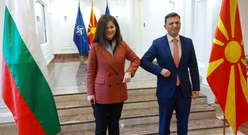 Министър Ганчовска към Османи: Разчитаме на вас правата на българите да бъдат защитени