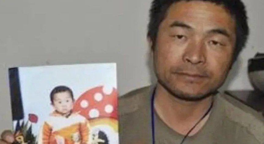 Да откриеш отвлечения си син след 24 години издирване