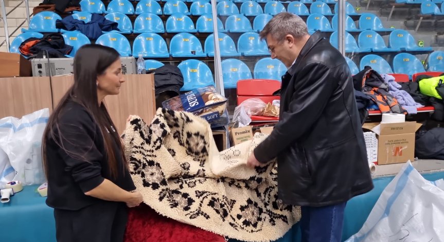 Карадайъ занесе в Турция събрани от ДПС дарения