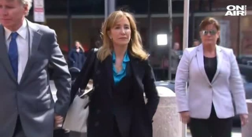 Актрисата Фелисити Хъфман се призна за виновна в измама