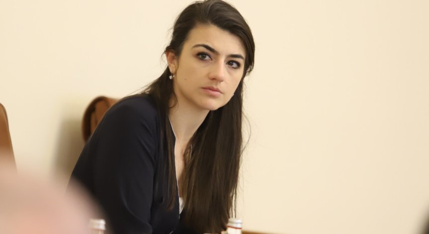 Бориславова за Дунчев: Сам се съгласи да е втори в листата, няма задкулисие