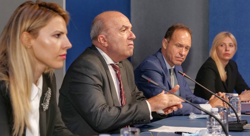 Служители на МВнР излизат на протест, искат по-високи заплати