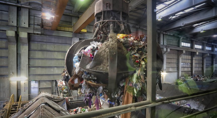 За първи път предвидените средства за почистване на столицата минаха бариерата от 300 млн. лв. 