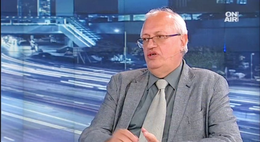 Не сме съзрели още за демонополизацията на НЗОК, твърди доц. Спас Спасков