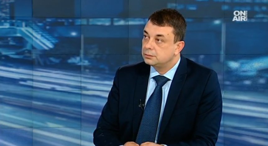 Трябва да наблегнем върху борбата с корупцията, категоричен е патриот