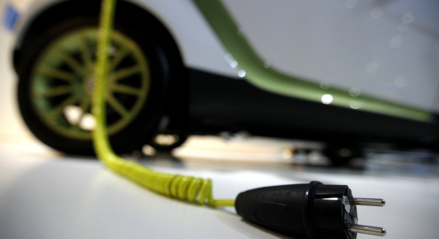 Сметката за ток в Норвегия скача с 1,3 млрд. долара заради електромобилите