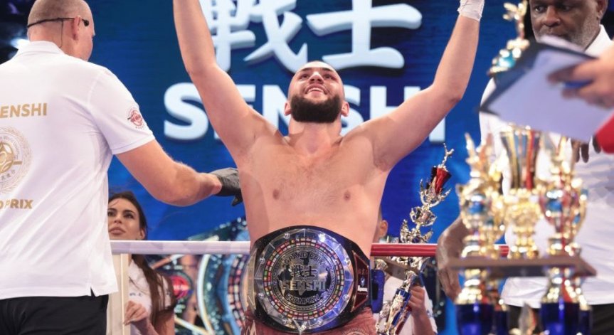 По пътя към финала Самед Агдеве записа две впечатляващи победи с нокаут.