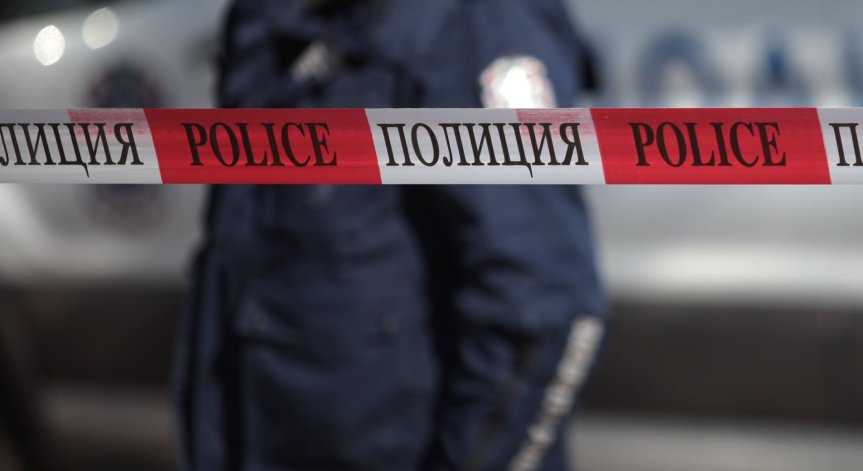 Труп на мъж престоя няколко часа на пейка във Варна