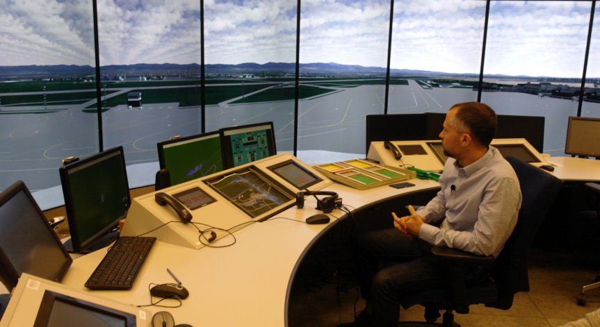 Авиошоу: Тренажорът на Булатса и Стани пилот: комуникации