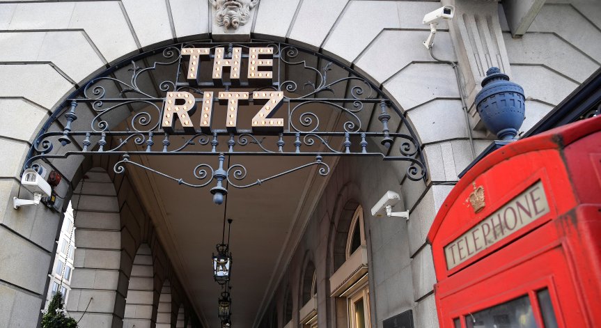 Продават лондонския хотел Ritz за 1 милиард долара?