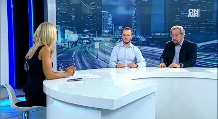 Смяната на министри: Без основание и не решава проблеми!