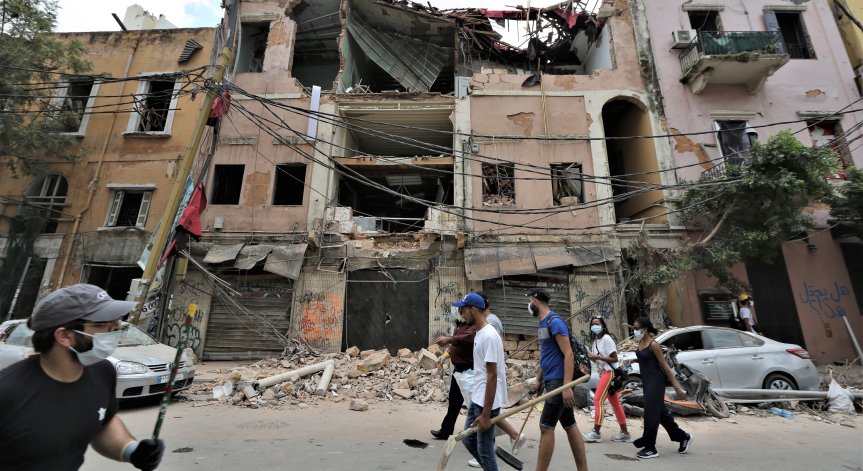 ЕК отпуска още 30 млн. евро за преодоляване на щетите в Бейрут