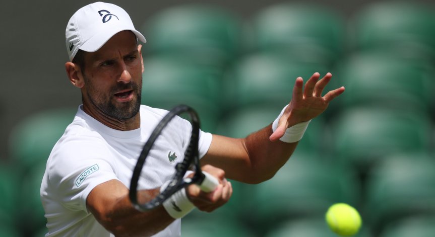 Джокович победи Медведев в тренировъчен мач