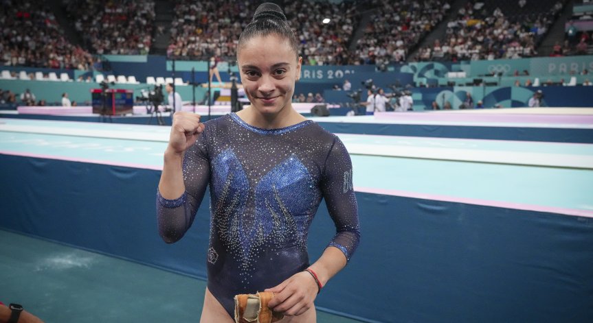 Георгиева отсъства година и осем месеца заради тежка контузия.