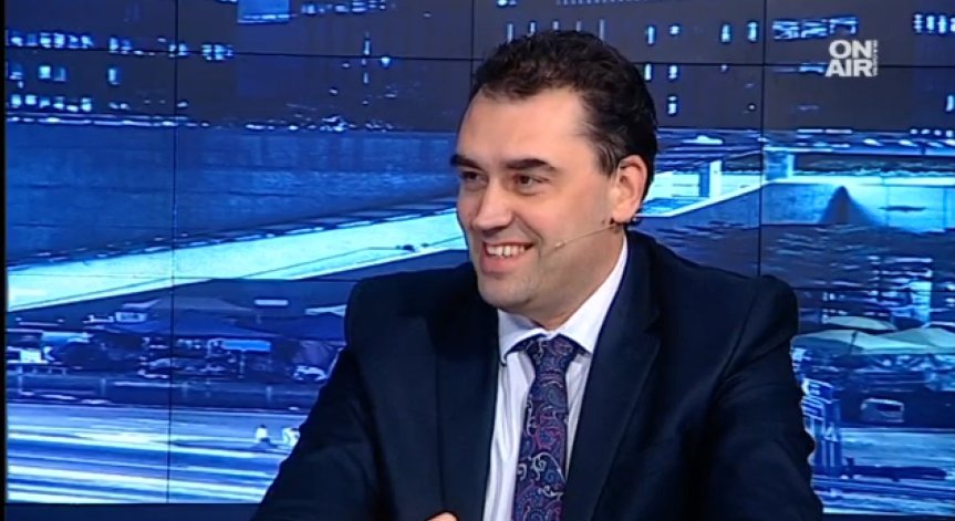От догодина с ел. винетки – вече ще могат да ни спират и от АПИ