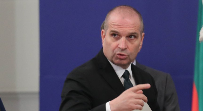 ИПБ: Гроздан Караджов не е уволнил нито един служител на ДАИ