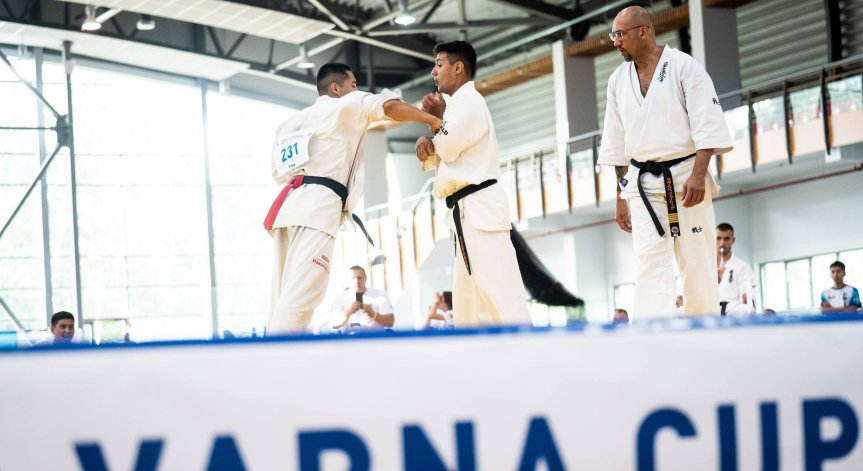Събира на едно място в СОК Камчия близо 350 киокушин състезатели от 27 страни.