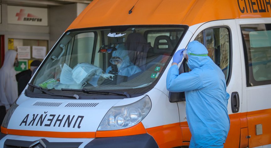 Петима починали с Ковид-19, приеха в болница още 65 души